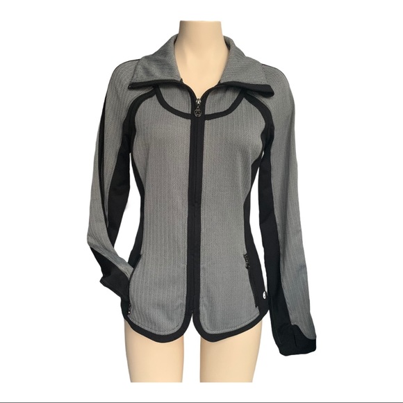 Titika Active Couture Flattering Zip Up Sweater Jacket! - Picture 13 of 13